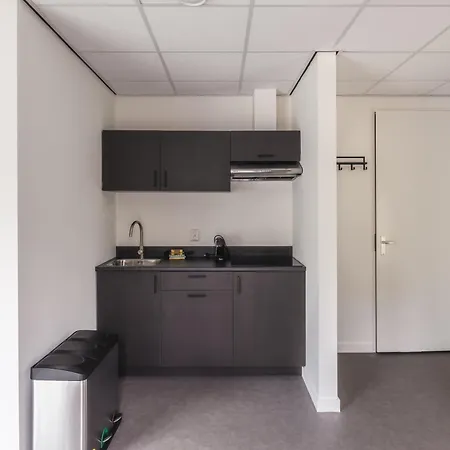 Tiny House 'de Dennenhut' Вортхёйзен